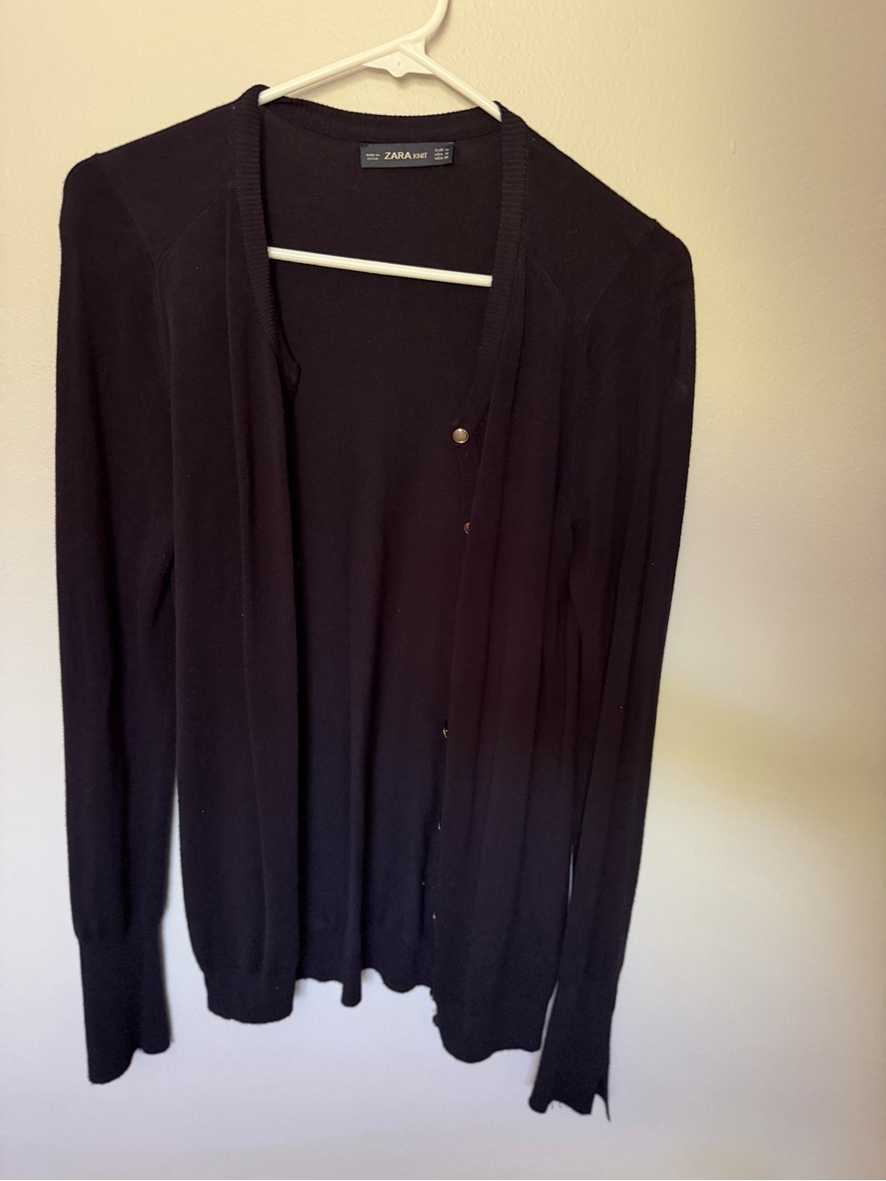 ZARA Black Knit Lightweight Button Cardigan Women’s Medium